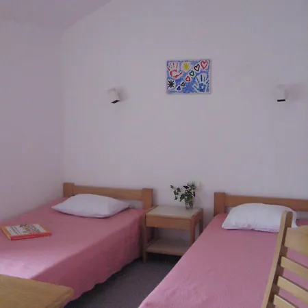 Prázdninový dům Le Refuge Des Noes Saint-Rirand